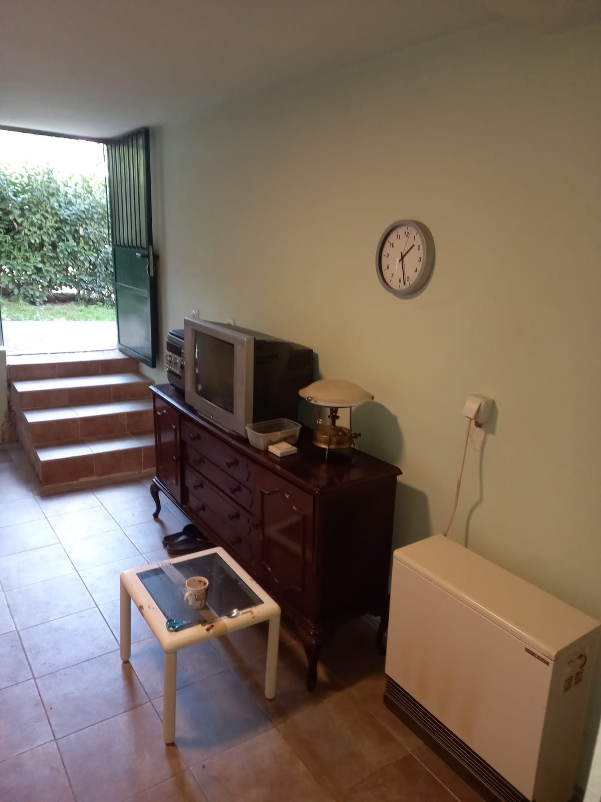 Avala, kragujevacki put. 200 m2, uknjizena 130.000 e
